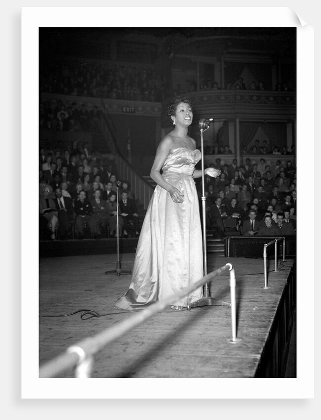 Sarah Vaughan at the Albert Hall by Harry Hammond