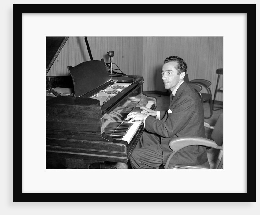Al Martino at BBC Aeolian Hall by Harry Hammond