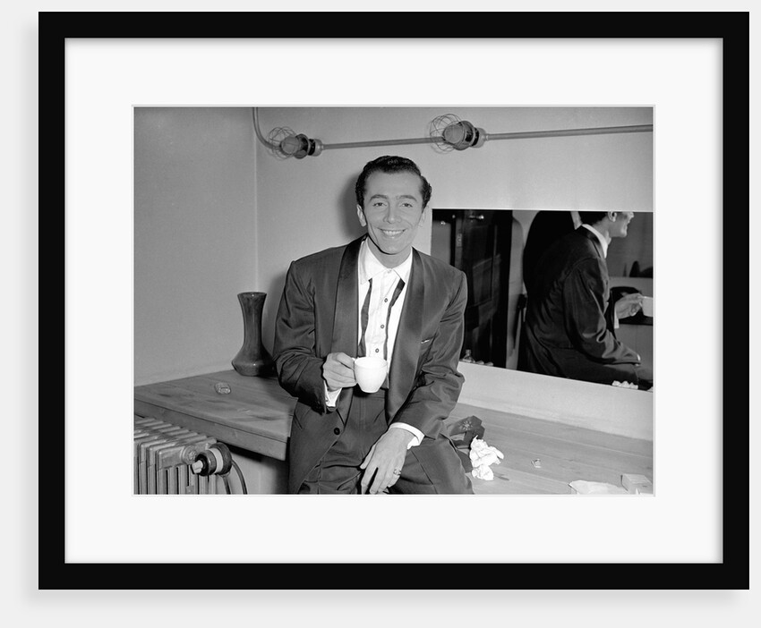 Al Martino in his dressing room by Harry Hammond