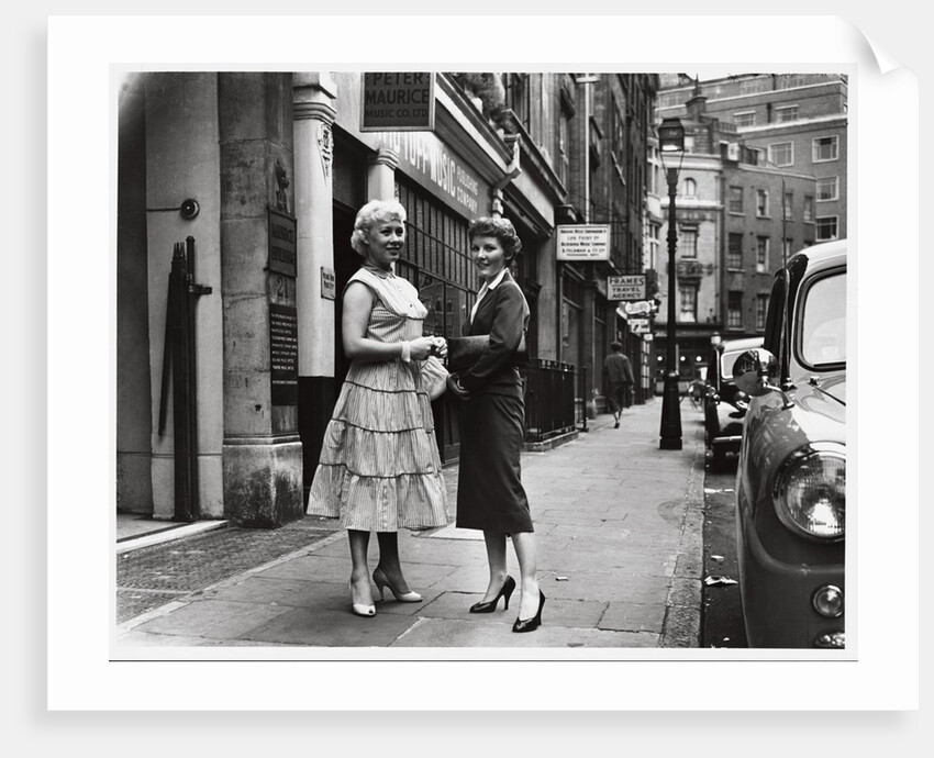 Petula Clark and Billie Anthony by Harry Hammond