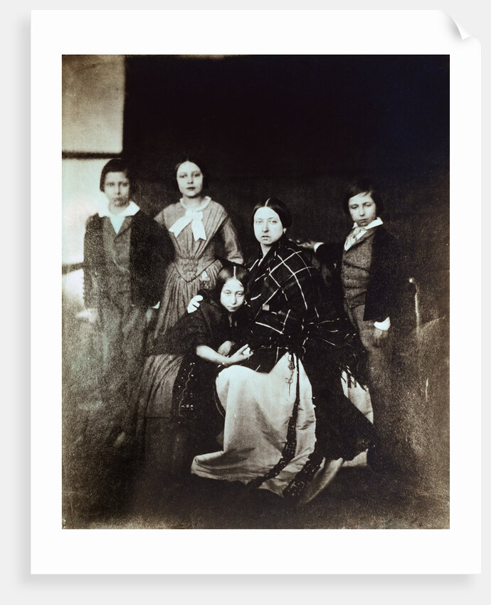 Prince of Wales, Princess Royal, Princess Alice, Queen Victoria and Prince Alfred by Roger Fenton