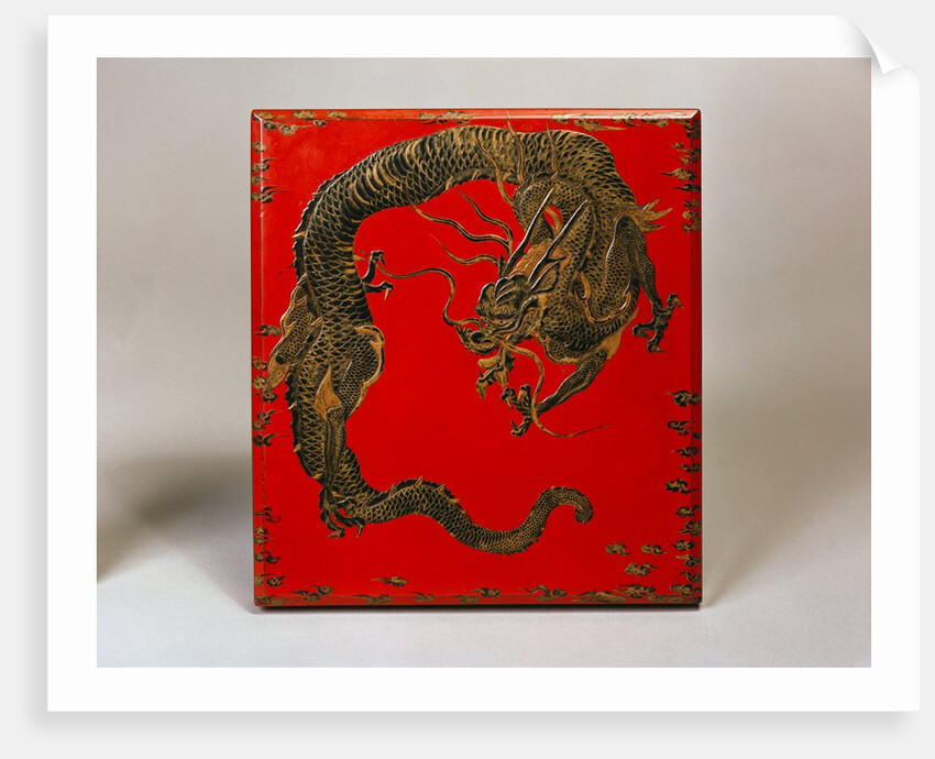 Dragon design on writing box by Ichidayu Masatomo Shimizu