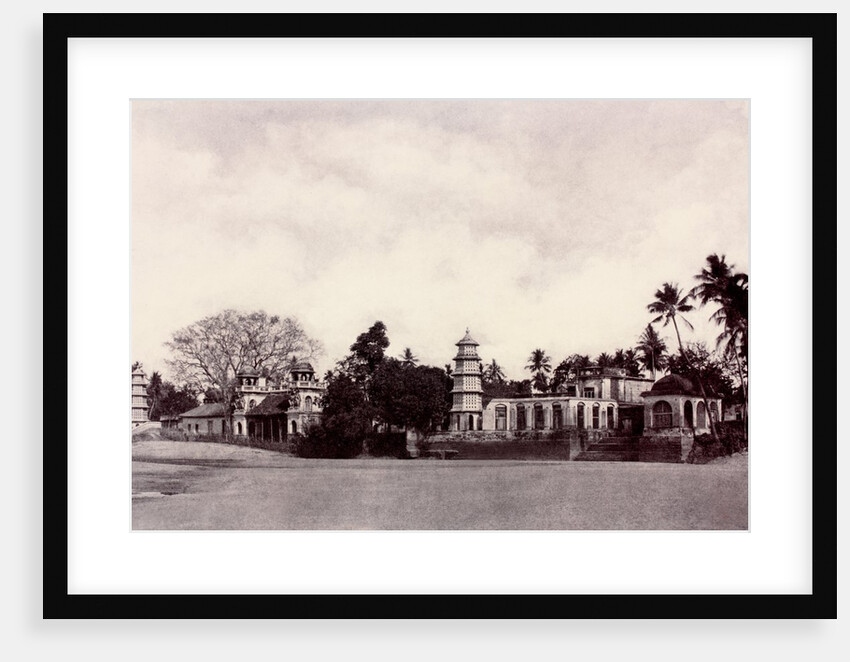 Buildings in Trivady used by the Rajah of Tanjore on his visit by Captain Linnaeus Tripe