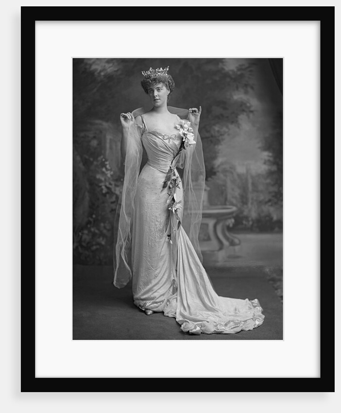 Daisy, Princess of Pless by Lafayette Portrait Studios