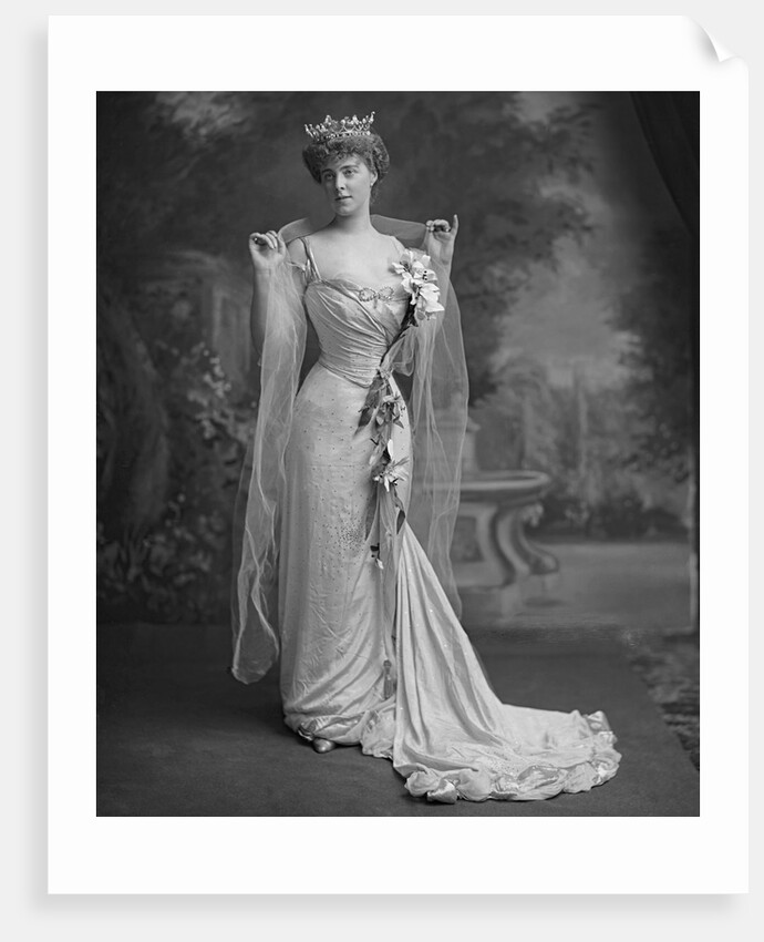 Daisy, Princess of Pless by Lafayette Portrait Studios