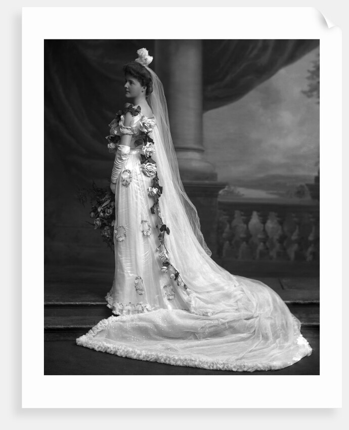 Miss Sheila Cooper by Lafayette Portrait Studios