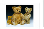 Three teddy bears by Shuco