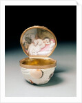 Seashell snuff box by Giuseppe Gricci & Giovanni Caselli