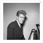 Shane Fenton, aka Alvin Stardust by Harry Hammond