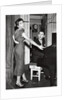 Shirley Bassey with Johnny Franz by Harry Hammond