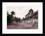 Arcade on the inner side of the wall surrounding the Great Pagoda by Captain Linnaeus Tripe